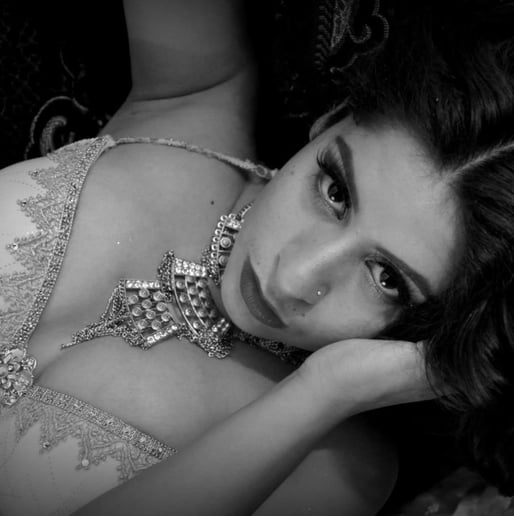 Gallery photo 9 of Queen Yareli Bellydance