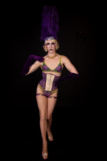 Gallery photo 2 of Queenie