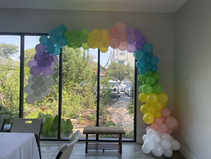 Gallery photo 4 of QueenZee Balloon Creations & More