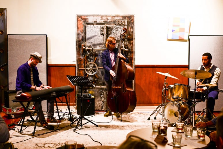 Gallery photo 3 of Quentin Walston Trio