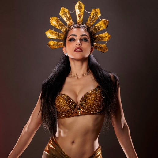 Gallery photo 5 of Qu'in de la Noche - Burlesque, Dance, Specialty Entertainment