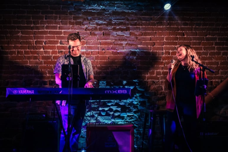 Gallery photo 1 of Quintessence Music Duo