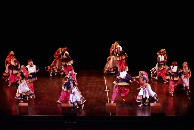 Gallery photo 1 of Raas Ramzat