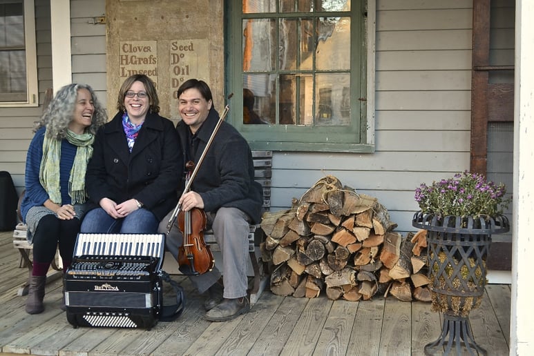 Gallery photo 10 of Rachel Bell Music