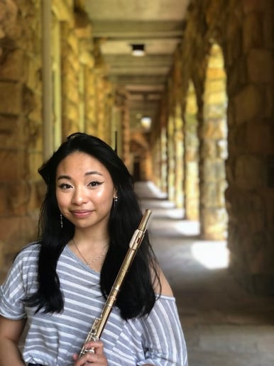 Gallery photo 2 of Rachel Reyes | flute