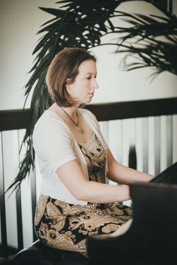 Gallery photo 1 of Rachel Sargent, Wedding Pianist