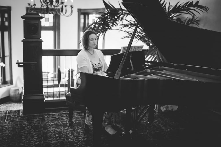 Gallery photo 8 of Rachel Sargent, Wedding Pianist
