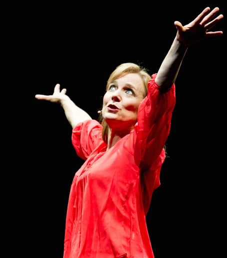 Gallery photo 2 of Rachel Sumner