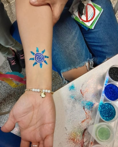 Gallery photo 4 of Rachelle Face Painting and More