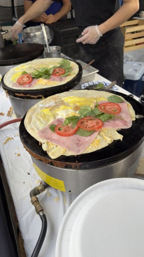Gallery photo 10 of Live Raclette Cheese & Crêpes Catering
