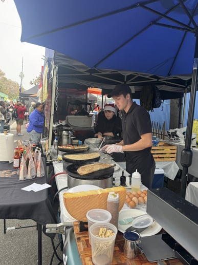 Gallery photo 8 of Live Raclette Cheese & Crêpes Catering