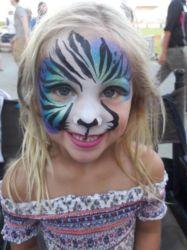 Gallery photo 3 of Radiant Face and Body Art