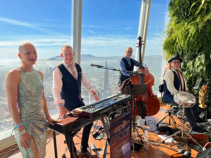 Gallery photo 54 of Radio Gatsby