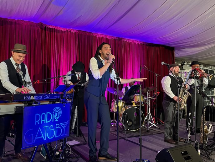 Gallery photo 63 of Radio Gatsby