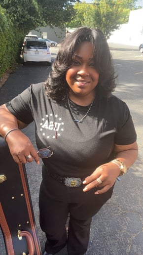 Gallery photo 2 of Rae Monet - A Catom Country Vocalist