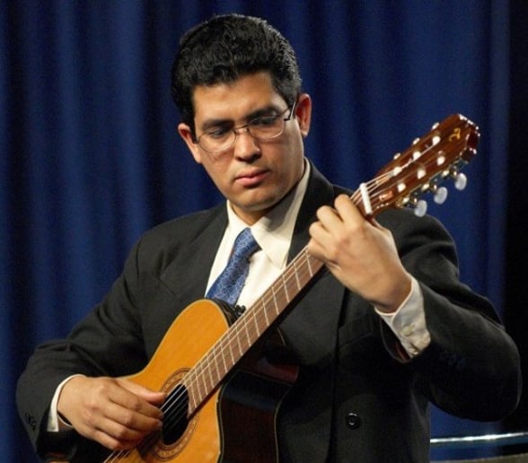 Gallery photo 5 of Rafael Scarfullery, DMA (Classical Guitarist)