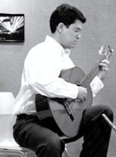 Gallery photo 14 of Rafael Scarfullery, DMA (Classical Guitarist)