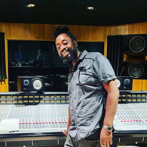 Gallery photo 1 of Ragga Lox