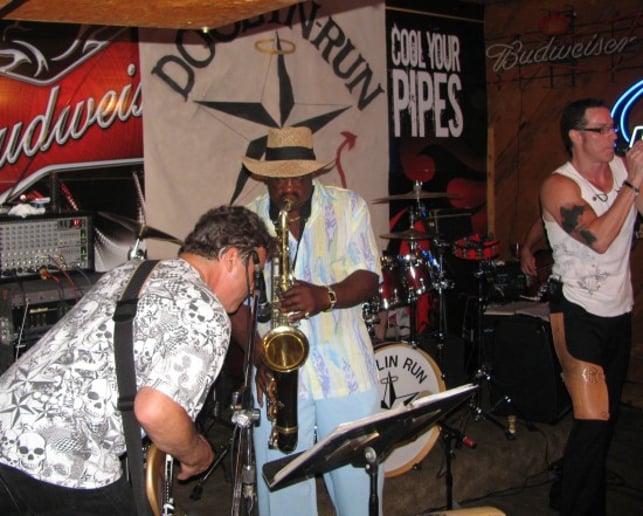 Gallery photo 9 of Ralph  Gordon Smooth jazz Solo