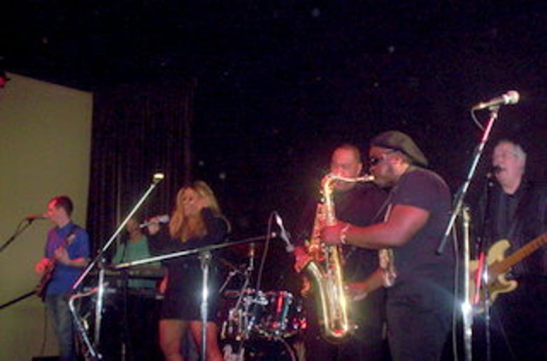 Gallery photo 17 of Ralph  Gordon Smooth jazz Solo