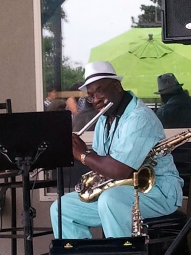 Gallery photo 23 of Ralph  Gordon Smooth jazz Solo