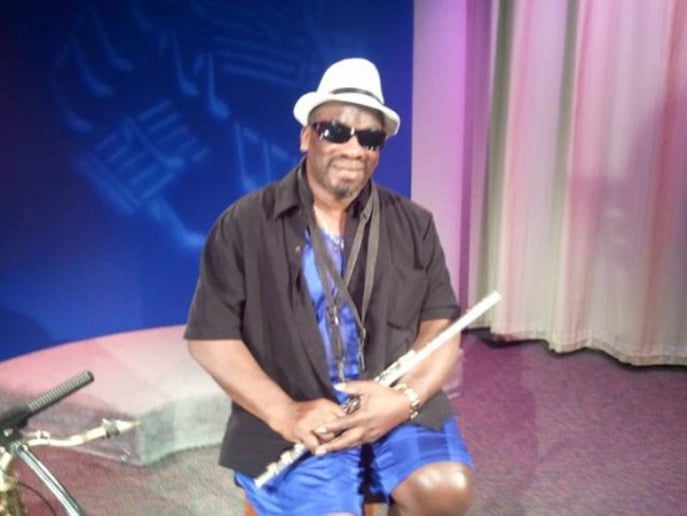 Gallery photo 26 of Ralph  Gordon Smooth jazz Solo