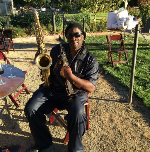 Gallery photo 34 of Ralph  Gordon Smooth jazz Solo