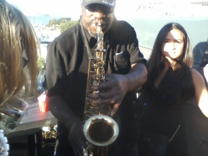 Gallery photo 39 of Ralph  Gordon Smooth jazz Solo