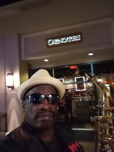 Gallery photo 46 of Ralph  Gordon Smooth jazz Solo