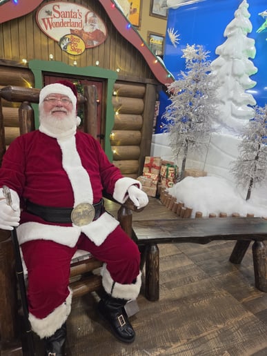Gallery photo 6 of Randy Claus