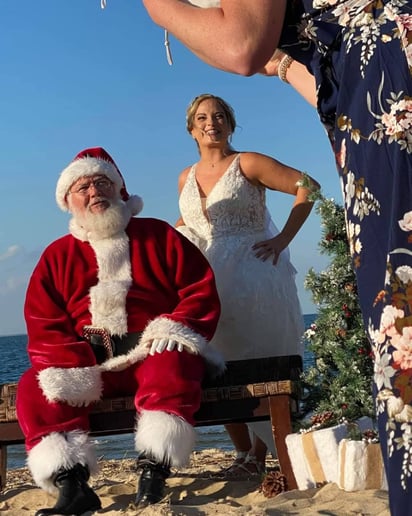 Gallery photo 8 of Randy Claus