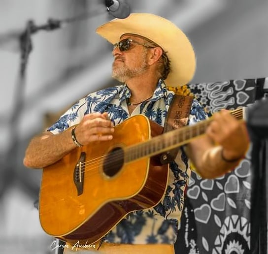Gallery photo 8 of Randy Hawkins & The Two Dollar Tour