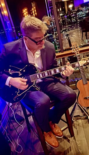 Gallery photo 5 of Randy Sloan - Smooth Jazz Guitar