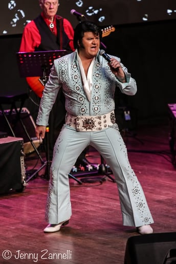 Gallery photo 3 of Randy Travis ETA & more