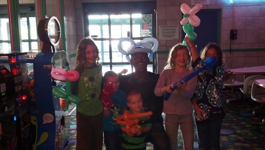 Gallery photo 3 of Raphael The Balloon Man