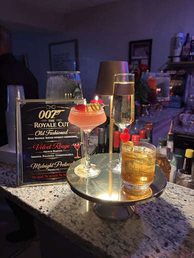 Gallery photo 1 of RAQ BAR Mobile Bartending Service