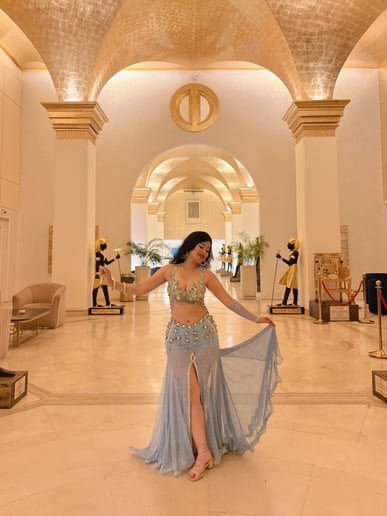 Gallery photo 3 of Thaja Dancer