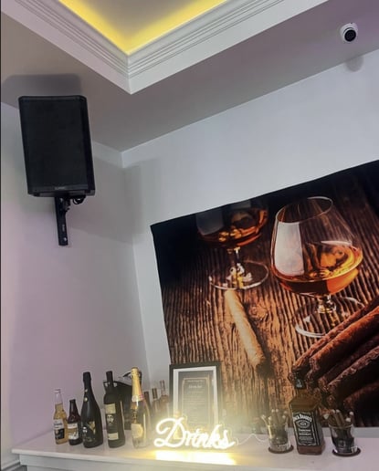 Gallery photo 1 of Rarebreed Private Bartender