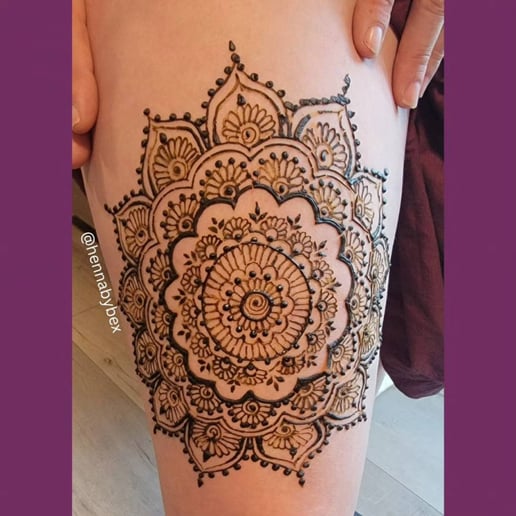 Gallery photo 2 of Raven Heart Mehndi - Henna by Bex