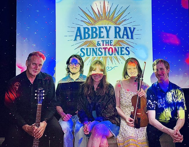 Gallery photo 3 of Abbey Ray and the Sunstones