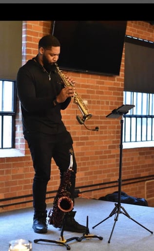Gallery photo 2 of Anthony Hunt II