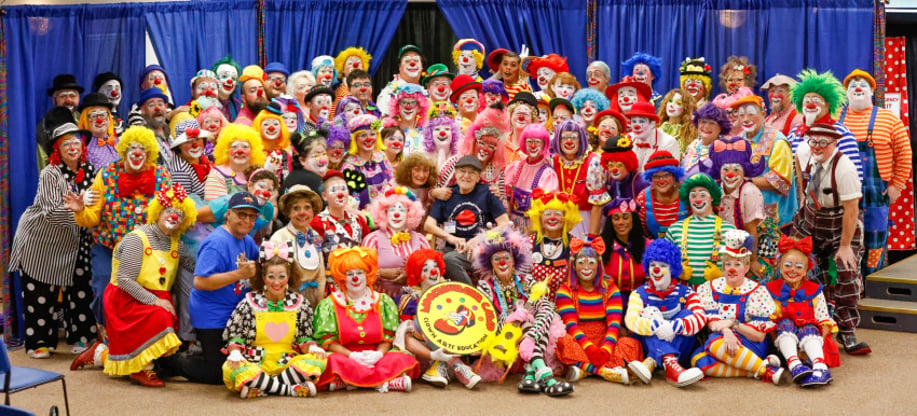 Gallery photo 3 of Rayven the Clown, Topsy Turvy Clownery