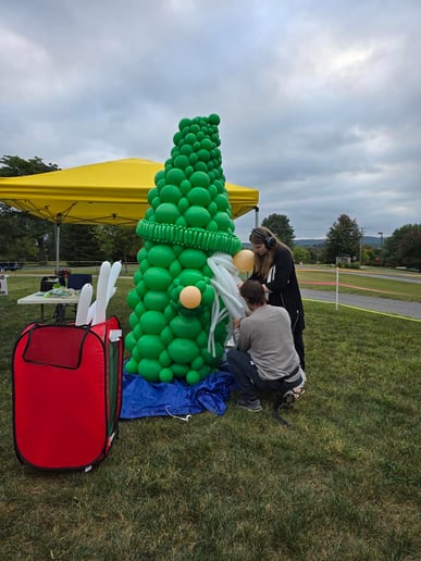 Gallery photo 3 of Razzle Dazzle Balloons