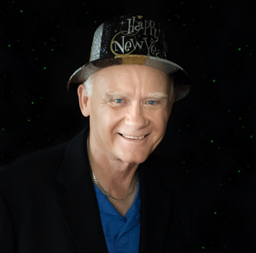 Gallery photo 9 of Dennis Evans Variety Show