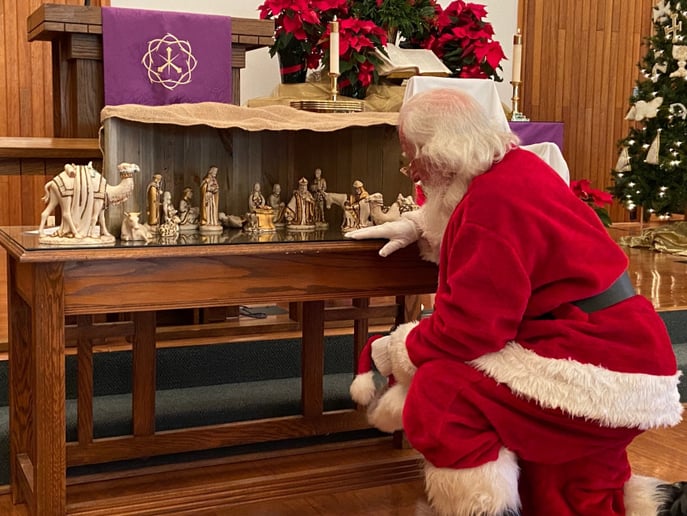 Gallery photo 7 of Real-Bearded Professional Santa Claus
