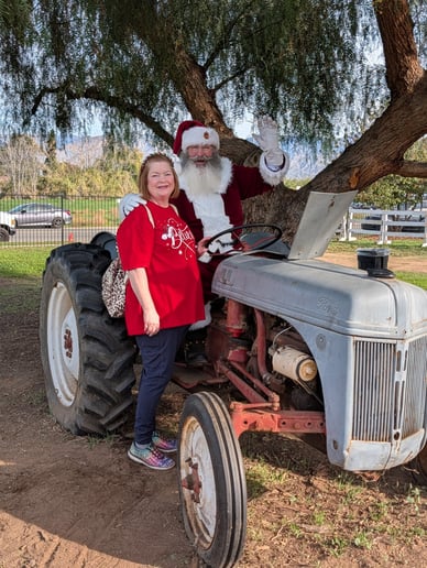 Gallery photo 12 of Real Bearded Santa Kevin