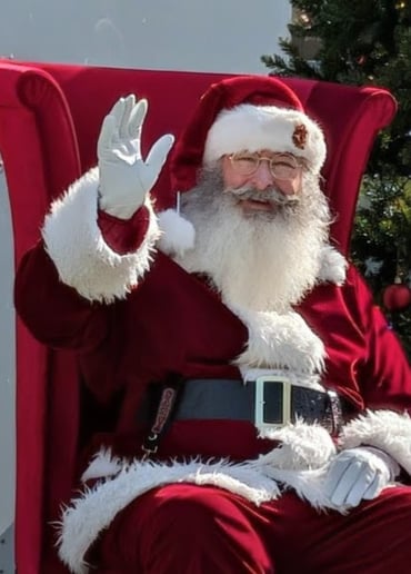 Gallery photo 13 of Real Bearded Santa Kevin