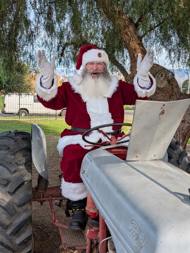 Gallery photo 14 of Real Bearded Santa Kevin