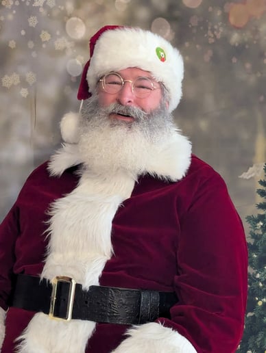 Gallery photo 19 of Real Bearded Santa Kevin