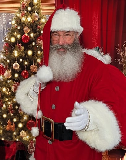 Gallery photo 5 of Real Bearded Santa Kevin
